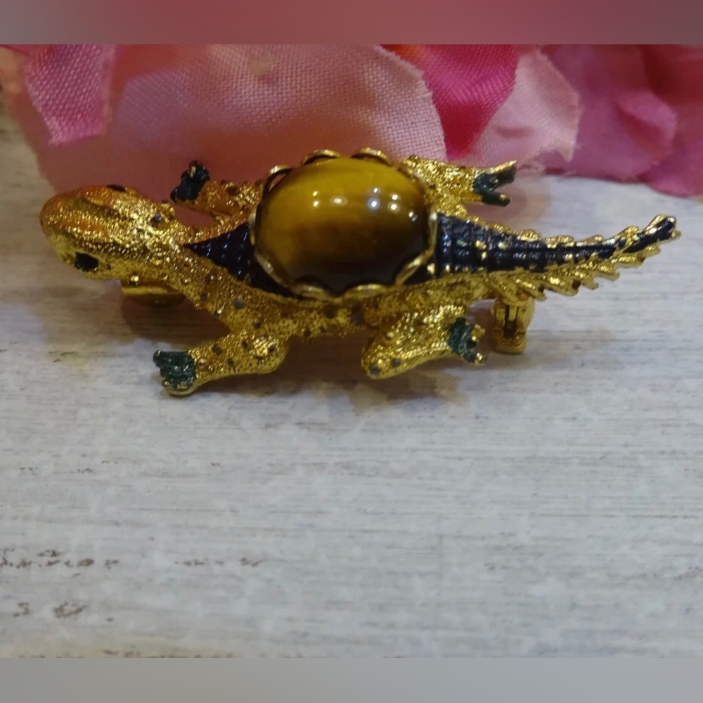 Camaleón Pin